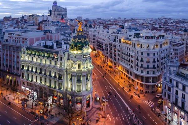Encanto Santiago Bernabeu- Apartamento Castellana Madrid Bagian luar foto