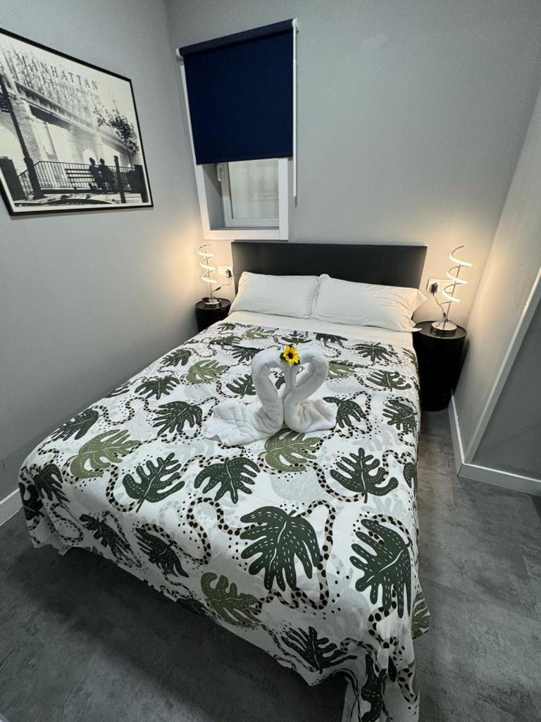 Encanto Santiago Bernabeu- Apartamento Castellana Madrid Bagian luar foto
