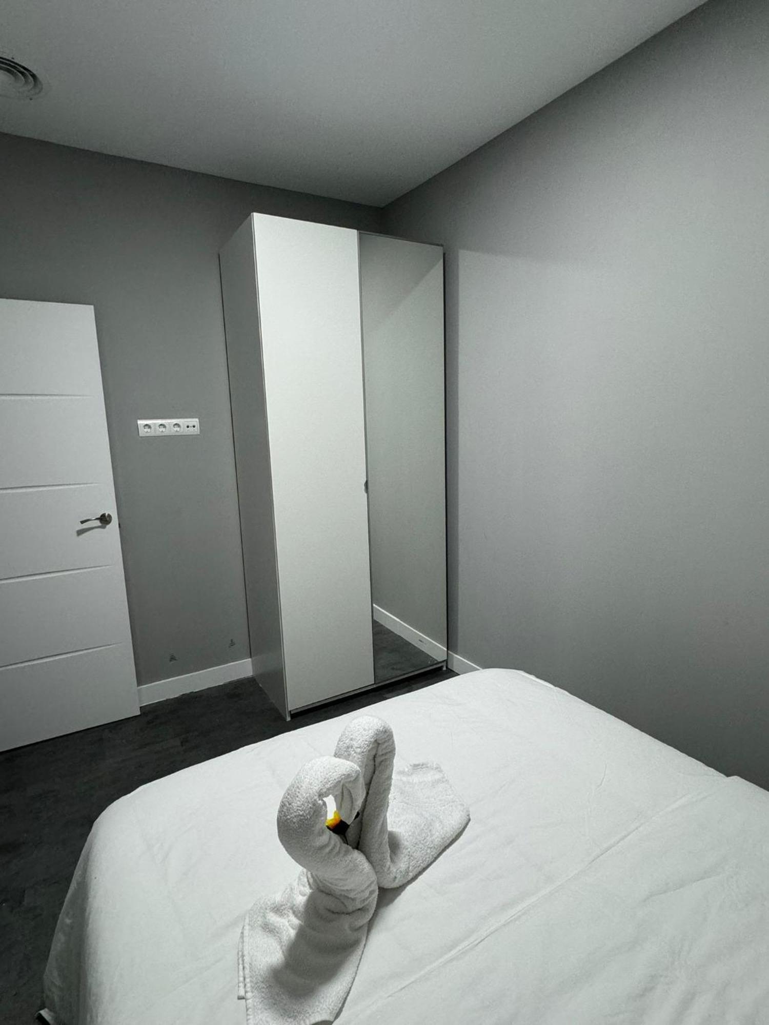 Encanto Santiago Bernabeu- Apartamento Castellana Madrid Bagian luar foto